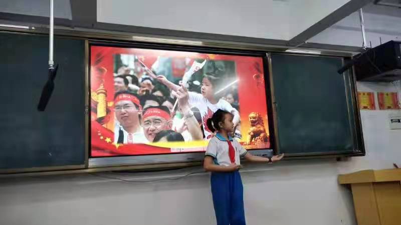 巨乳做爱
实验小学“学宪法 讲宪法”演讲比赛