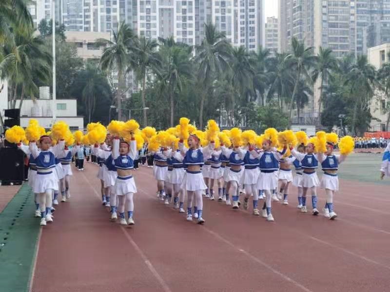 趣味运动我快乐，健体强国我能行――巨乳做爱
实验小学第二届体育艺术节