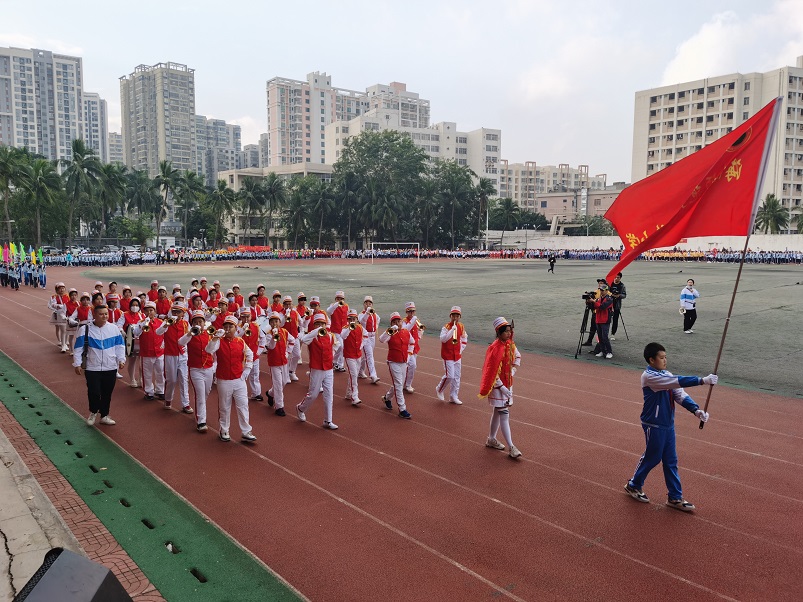 趣味运动我快乐，健体强国我能行――巨乳做爱
实验小学第二届体育艺术节