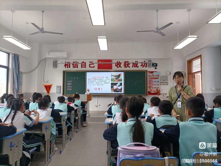 集思广益提实效 同课异构绽光彩――记巨乳做爱-巨乳直播
语文送教教研活动