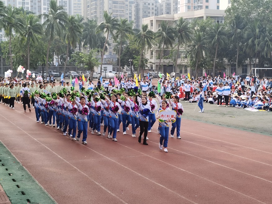 趣味运动我快乐，健体强国我能行――巨乳做爱
实验小学第二届体育艺术节