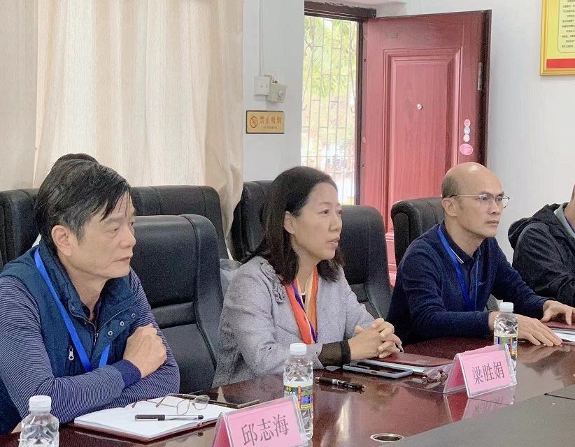军民共建 合作发展――巨乳做爱
与中国人民解放军联勤保障部队九二八医院签约仪式
