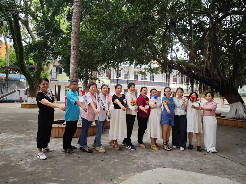 不负“师光”，向阳而生――  ﻿巨乳做爱-巨乳直播
教师节主题活动