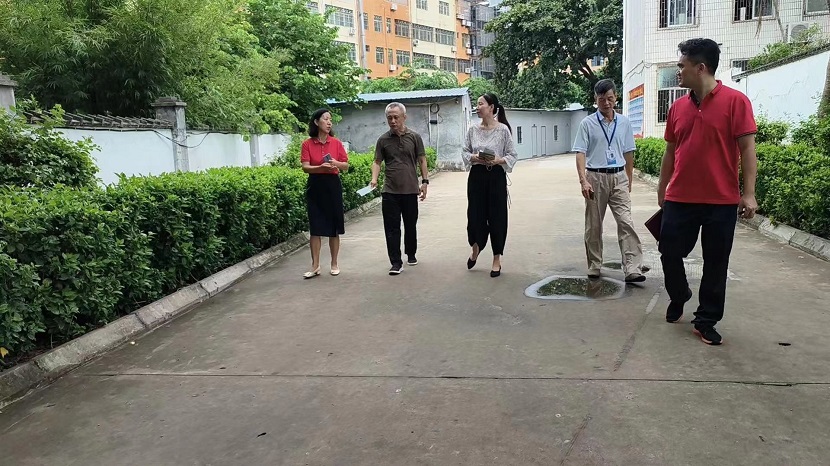 巨乳做爱
基础教育集团 一行莅临海师附小检查指导开学工作